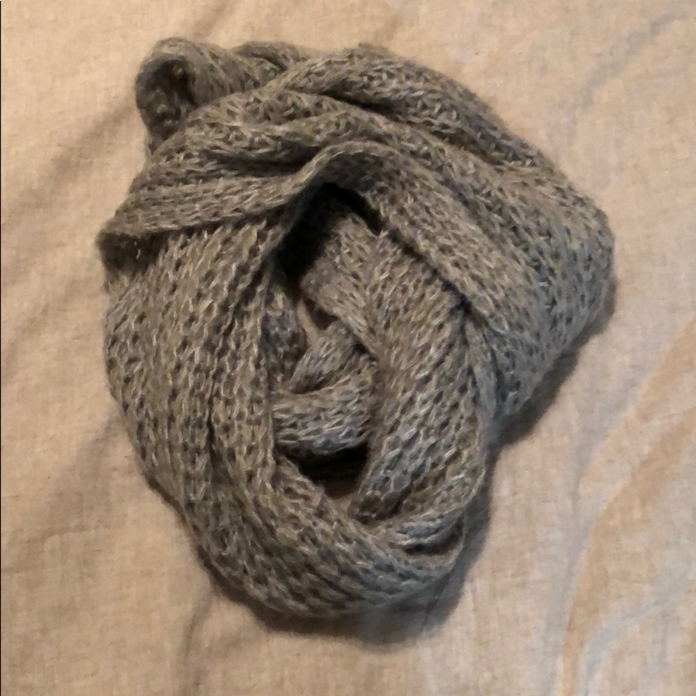Gray infinity scarf
